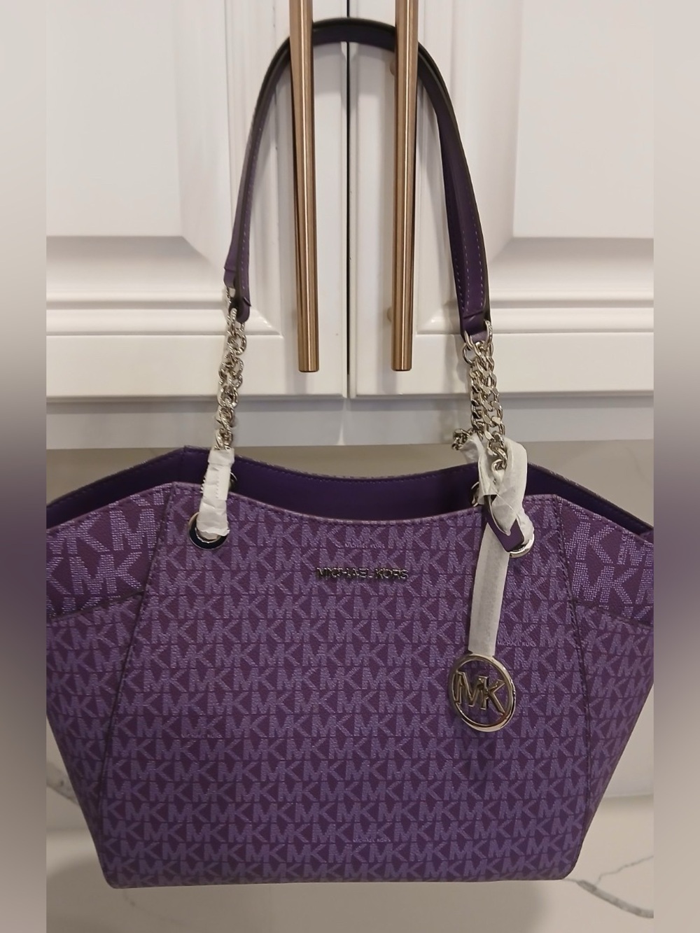 Michael Kors Jet Set Travel Large Chain Shoulder Tote
